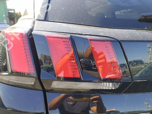 Used Left tailgate light Left tailgate light PEUGEOT 3008 Van (MR_, MC_, MJ_) PureTech 130 (MRHNYH) (131 hp) 39750158 39750158