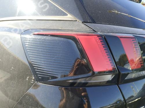 Used Left taillight Left taillight PEUGEOT 3008 Van (MR_, MC_, MJ_) PureTech 130 (MRHNYH) (131 hp) 39750160 39750160
