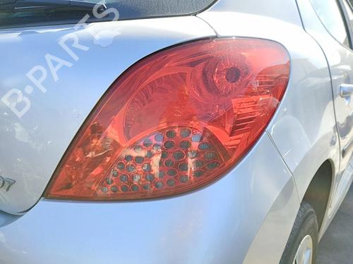 Højre baglygte Højre baglygte PEUGEOT 207 (WA_, WC_) 1.4 16V (95 hp) 39929889 39929889