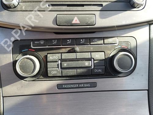 climate-control-vw-passat-b7-variant-365-2010-2011-2012-2013-2014-2015-39932205 main image