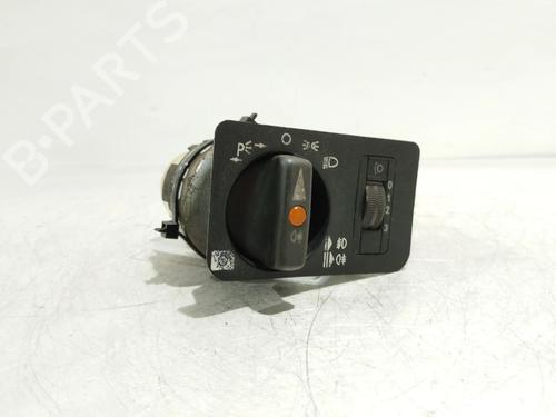 Used Headlight switch Headlight switch MERCEDES-BENZ 190 (W201) 190 D (201.122) (72 hp) 39934614 39934614