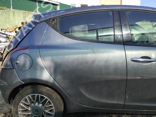 right-rear-door-lancia-ypsilon-312_-2011-39963769 main image