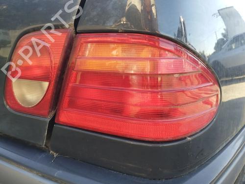 Used Right taillight Right taillight MERCEDES-BENZ E-CLASS (W210) E 200 (210.035) (136 hp) 40019432 40019432