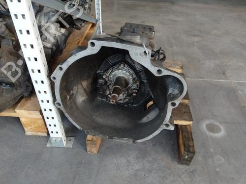 Used Gearbox Gearbox HYUNDAI H-1 Platform/Chassis 2.5 D (99 hp) 9773178 9773178