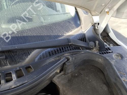 Used Front wiper motor Front wiper motor PEUGEOT 508 SW I (8E_) 2.0 HDi RXH Hybrid4 (200 hp) 40064949 40064949