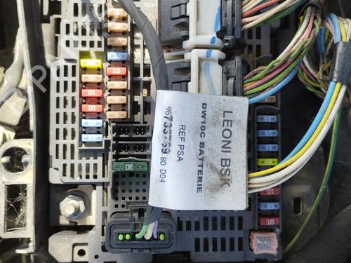 Used Fuse box Fuse box PEUGEOT 508 SW I (8E_) 2.0 HDi RXH Hybrid4 (200 hp) 40064954 40064954