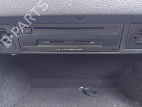 Used Radio Radio VW GOLF VII (5G1, BQ1, BE1, BE2) 1.6 TDI (105 hp) 40065172 40065172