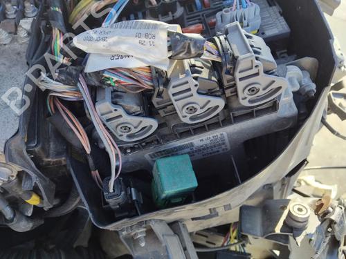 Used Engine control unit (ECU) Engine control unit (ECU) PEUGEOT 308 I (4A_, 4C_) 1.6 HDi (90 hp) 40089725 40089725