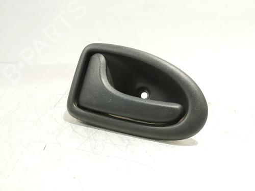 Used Rear left interior door handle Rear left interior door handle RENAULT CLIO II (BB_, CB_) 1.2 (BB0A, BB0F, BB10, BB1K, BB28, BB2D, BB2H, CB0A,... (58 hp) 40089750 40089750