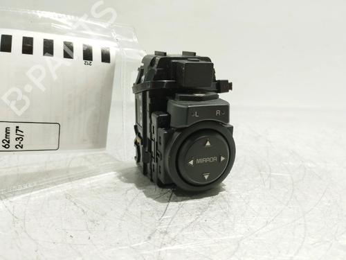 Used Mirror switch Mirror switch KIA RIO IV (YB, SC, FB) 1.25 (84 hp) 40089752 40089752