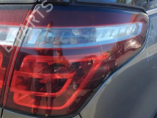 right-taillight-citroen-c4-picasso-i-mpv-ud_-2006-2007-2008-2009-2010-2011-2012-2013-2014-2015-40089742 main image