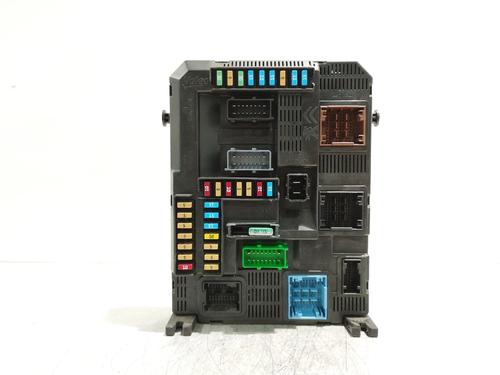 Used Fuse box Fuse box PEUGEOT 208 I (CA_, CC_) 1.2 PureTech 82 (82 hp) 40159135 40159135