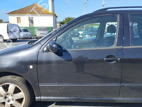 Used Left front door Left front door SKODA FABIA I Combi (6Y5) 1.2 (64 hp) 40234976 40234976