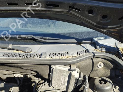 Used Front wiper motor Front wiper motor SKODA FABIA I Combi (6Y5) 1.2 (64 hp) 40234984 40234984