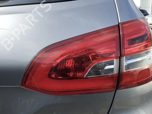 Used Right tailgate light Right tailgate light PEUGEOT 308 SW II (LC_, LJ_, LR_, LX_, L4_) 1.5 BlueHDi 130 (131 hp) 40535170 40535170