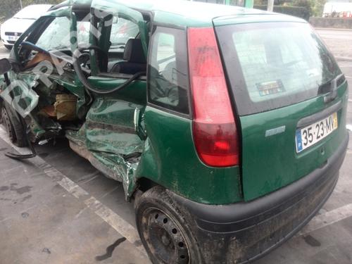 Engine control unit (ECU) FIAT PUNTO (176_) | BP9774706M57