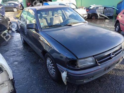 Front wiper motor OPEL ASTRA F Saloon (T92) 1.4 (F19, M19) | BP32000044M29