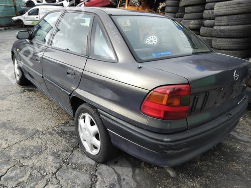 Front wiper motor OPEL ASTRA F Saloon (T92) 1.7 TDS (F19, M19) | BP31980961M29 