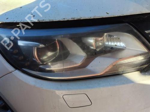 Used Right headlight VW TIGUAN (5N_) 2.0 TDI (150 hp) 30518714