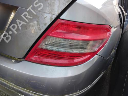 Used Right taillight MERCEDES-BENZ C-CLASS (W204) C 180 Kompressor (204.044, 204.045) (156 hp) 31629156