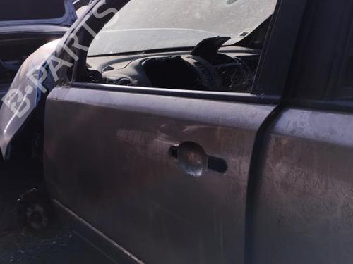 Used Left front door NISSAN NOTE (E11, NE11) 1.4 (88 hp) 21690177