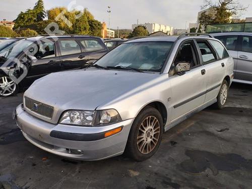 VOLVO V40 Estate (645) 1.6 (109 hp) 1129618