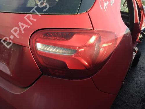 Used Right taillight MERCEDES-BENZ A-CLASS (W176) A 180 CDI / d (176.012) (109 hp) 31629161