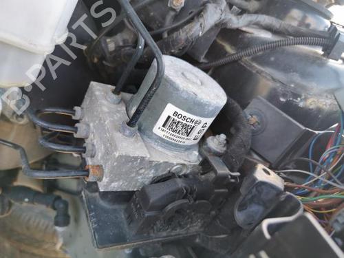 Used ABS pump FIAT BRAVO II (198_) 1.6 D Multijet (198AXH1B) (105 hp) 25979335