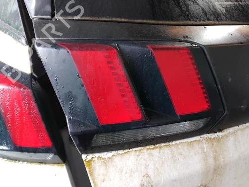 Used Left tailgate light PEUGEOT 3008 II SUV (MC_, MR_, MJ_, M4_) 1.6 BlueHDi 120 (120 hp) 30641386