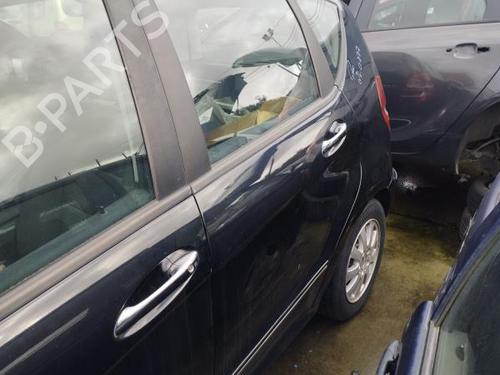 Używane Drzwi tylne lewe MERCEDES-BENZ A-CLASS (W169) A 150 (169.031, 169.331) (95 hp) 20643467