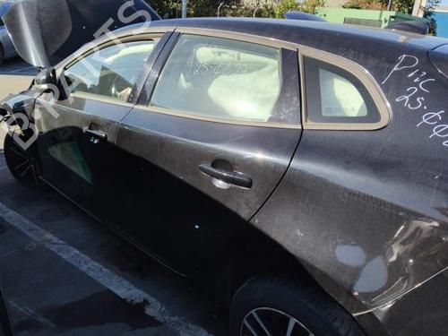 Used Left rear door VOLVO V40 Hatchback (525) D2 (120 hp) 30626423