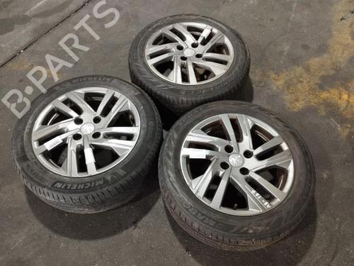Used Rim PEUGEOT 208 II (UB_, UP_, UW_, UJ_) 1.5 BlueHDI 100 (102 hp) 29911799