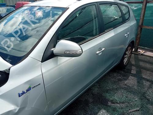 Used Left front door HYUNDAI i30 Estate (FD) 1.4 (109 hp) 24890349
