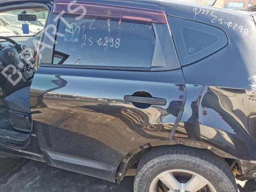 Portier links achter NISSAN QASHQAI I (J10, NJ10) 1.5 dCi (106 hp) 26207194