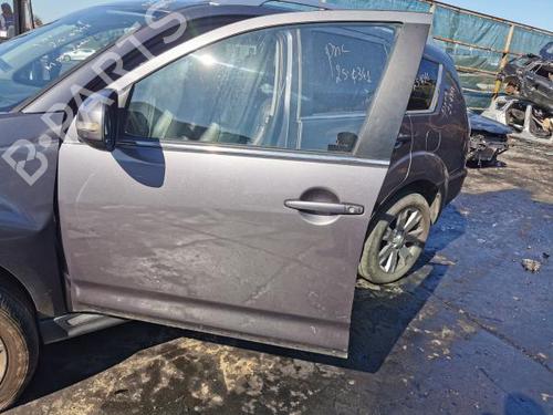 Left front door MITSUBISHI OUTLANDER II (CW_W) 2.2 DI-D 4WD BP26145240C2