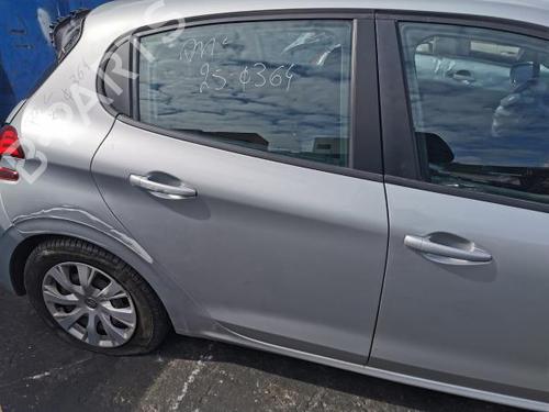 Used Right rear door PEUGEOT 208 I (CA_, CC_) 1.6 HDi / BlueHDi 75 (75 hp) 25905215