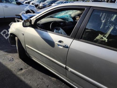 Porte avant gauche TOYOTA COROLLA (_E12_) 1.4 D (NDE120_, NDE120R) (90 hp) 31248860