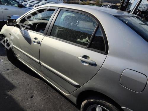 Porte arrière gauche TOYOTA COROLLA (_E12_) 1.4 D (NDE120_, NDE120R) (90 hp) 31248862