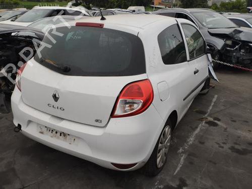 Brugte RENAULT CLIO III Hatchback Van (SB_, SR_) 1.5 dCi (SR1H) (88 hp) 2974270
