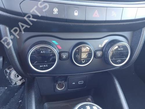 Used Climate control FIAT TIPO Saloon (356_, 357_) 1.3 D (356SXB1A, 356SXH1A, 356SXD1A) (95 hp) 31357137