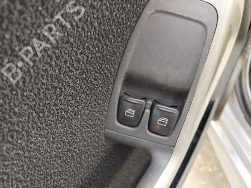 Used Left front window switch SMART FORTWO Coupe (451) 0.8 CDi (451.300) (45 hp) 31654683