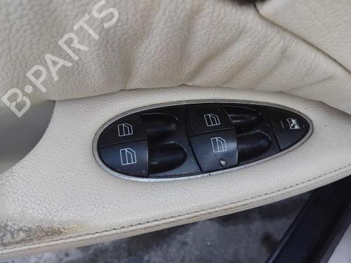 Used Left front window switch MERCEDES-BENZ E-CLASS T-Model (S211) E 320 T CDI (211.222) (224 hp) 31667273