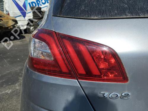 Used Left tailgate light PEUGEOT 308 II (LB_, LP_, LW_, LH_, L3_) 1.6 HDi 100 (99 hp) 28133440