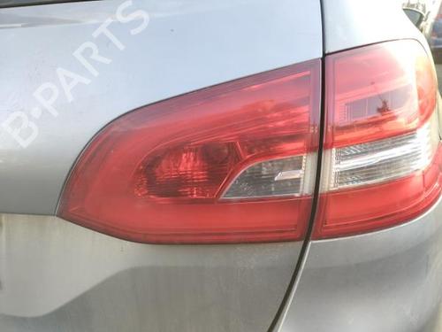 Højre baglygte bagklap PEUGEOT 308 SW II (LC_, LJ_, LR_, LX_, L4_) 1.6 BlueHDi 120 (120 hp) 29870669