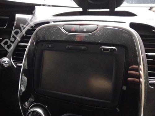 Used Radio RENAULT CAPTUR I (J5_, H5_) 0.9 TCe 90 (90 hp) 30390914