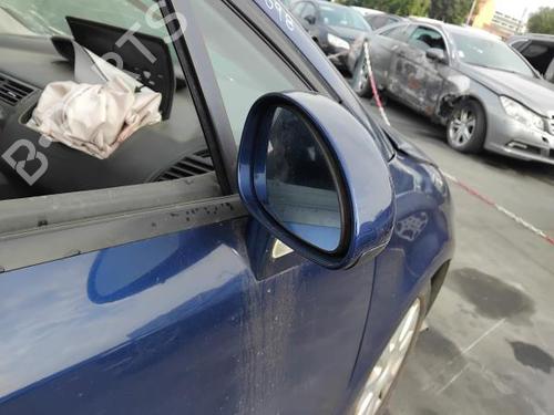 Używane Lusterko boczne prawe CITROËN C4 I (LC_) 1.4 16V (88 hp) 28525517
