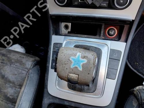 Leva del cambio VW PASSAT CC B6 (357) 2.0 TDI (140 hp) 31667305