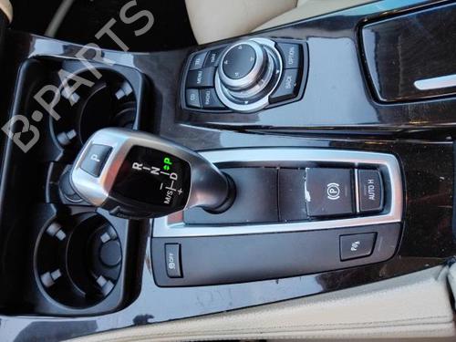 Used Gear lever BMW 5 (F10) 525 d (204 hp) 31255024