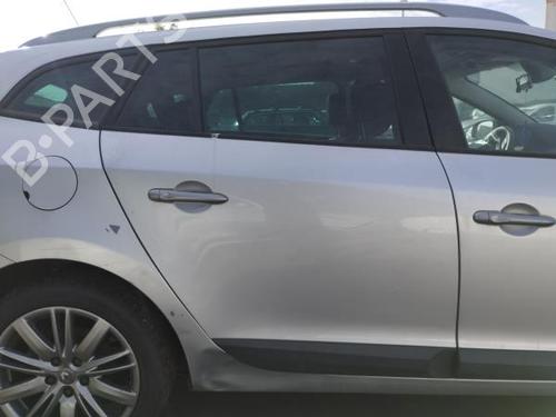 Used Right rear door RENAULT MEGANE III Grandtour (KZ0/1) 1.5 dCi (KZ09, KZ0D, KZ1G, KZ29, KZ14, KZ1W, KZ10, KZ1F,... (110 hp) 29914297
