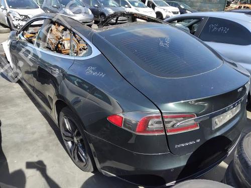 Used Parts TESLA MODEL S (5YJS) 85 (367 hp) 4021212